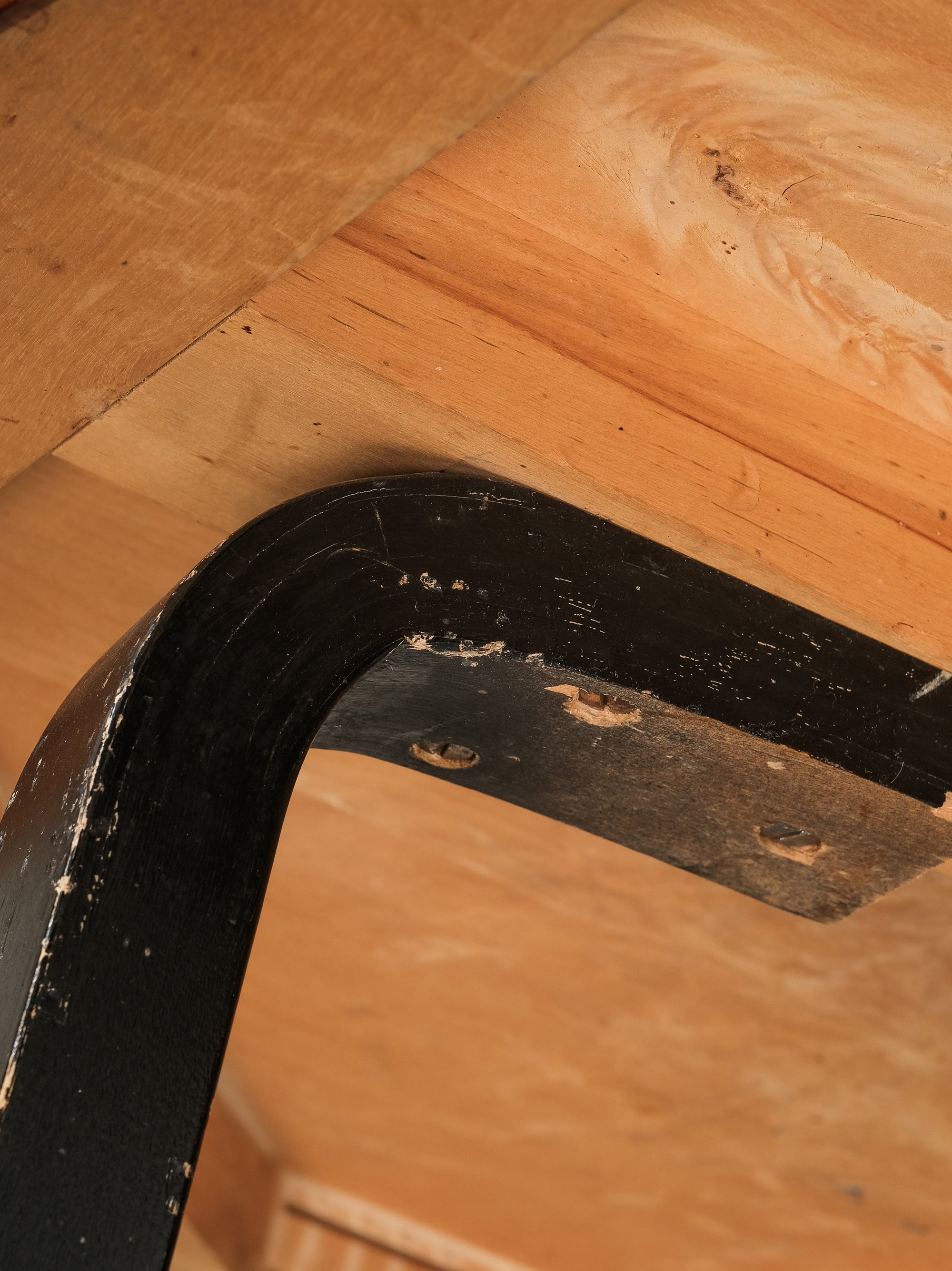 Mahogany Model 90 A Round Dining Table by Alvar Aalto for Artek, 1950s