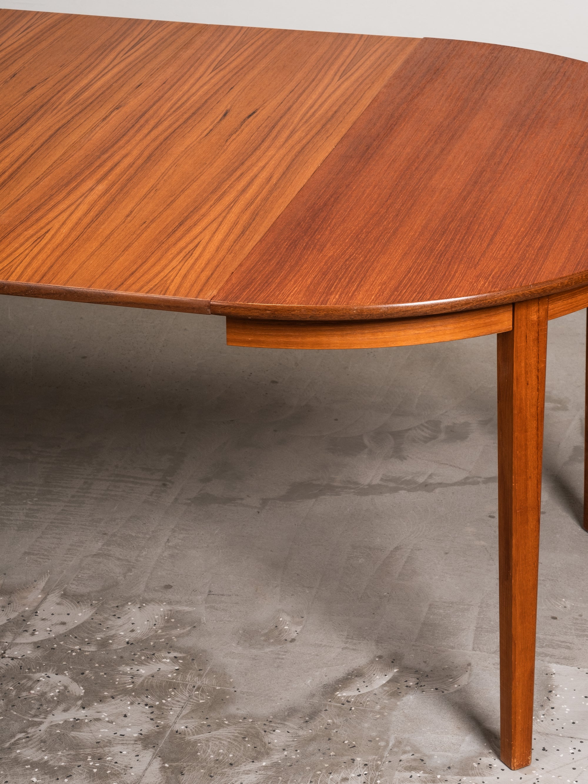 Round Extendable Teak Dining Table, Sweden, 1960s