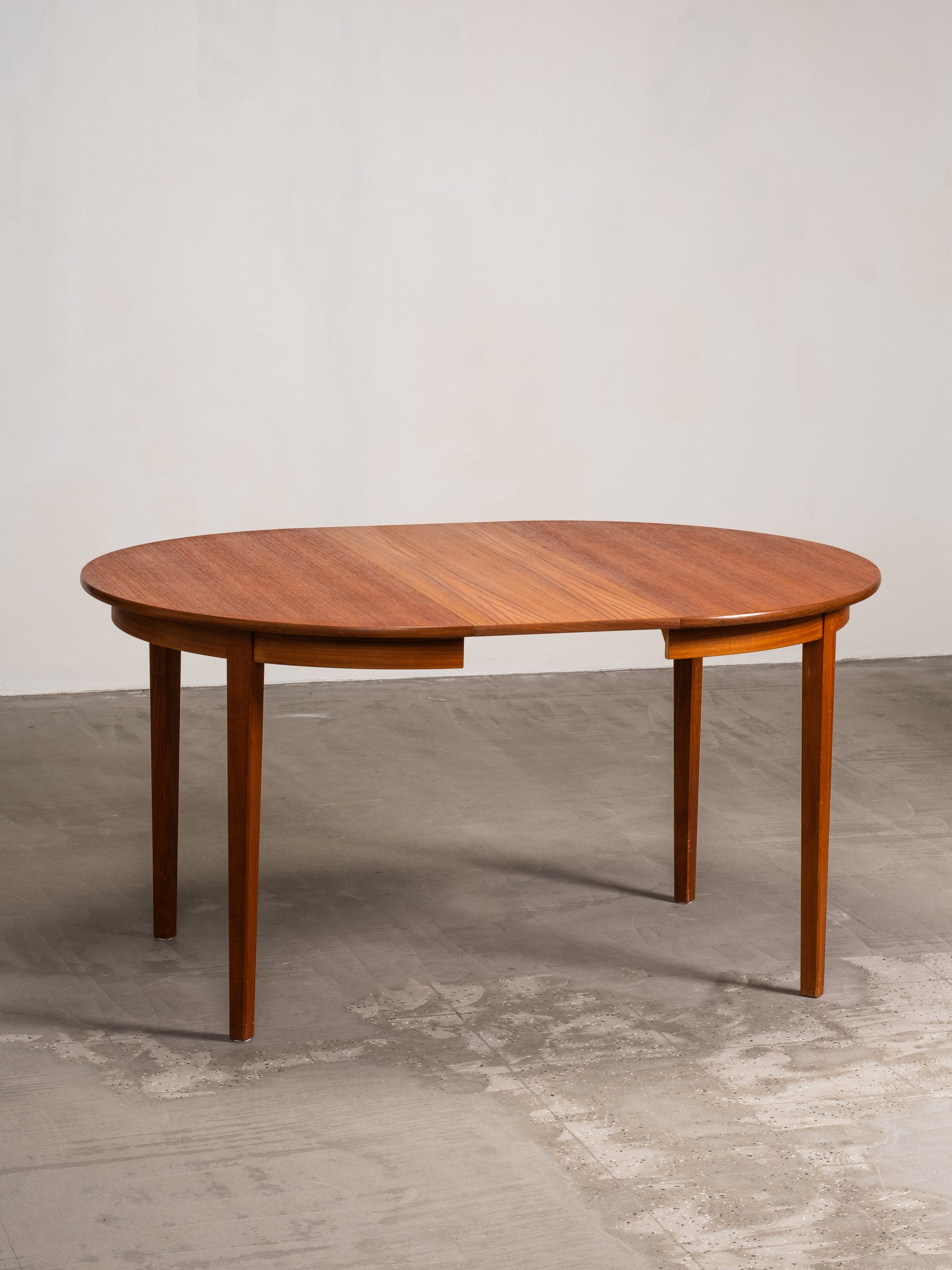 Round Extendable Teak Dining Table, Sweden, 1960s