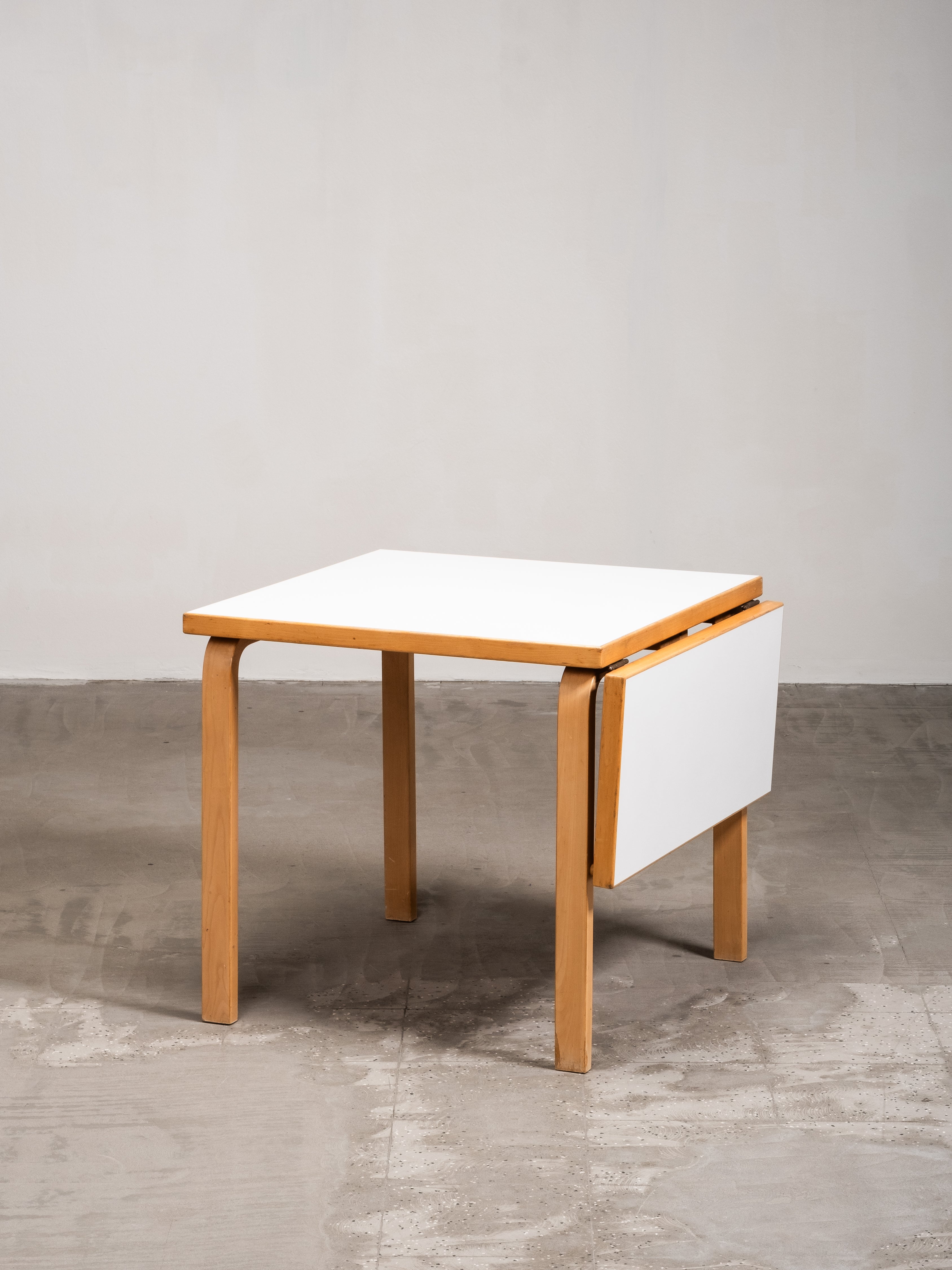 Drop-Leaf Dining Table Model DL82 by Alvar Aalto, Artek, Finland