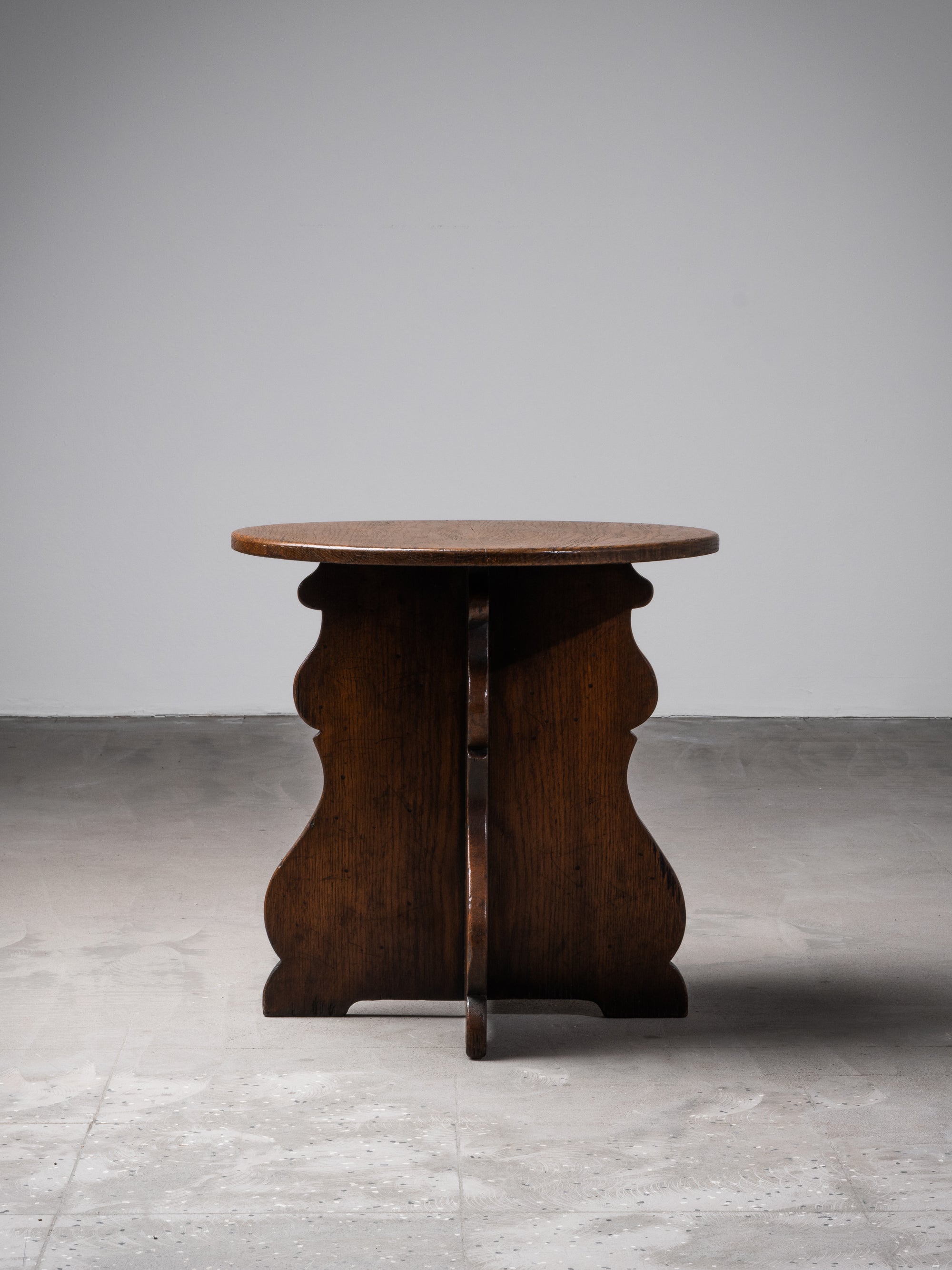 Scandinavian Arts &amp; Crafts Oak Side Table, Early 20th Century