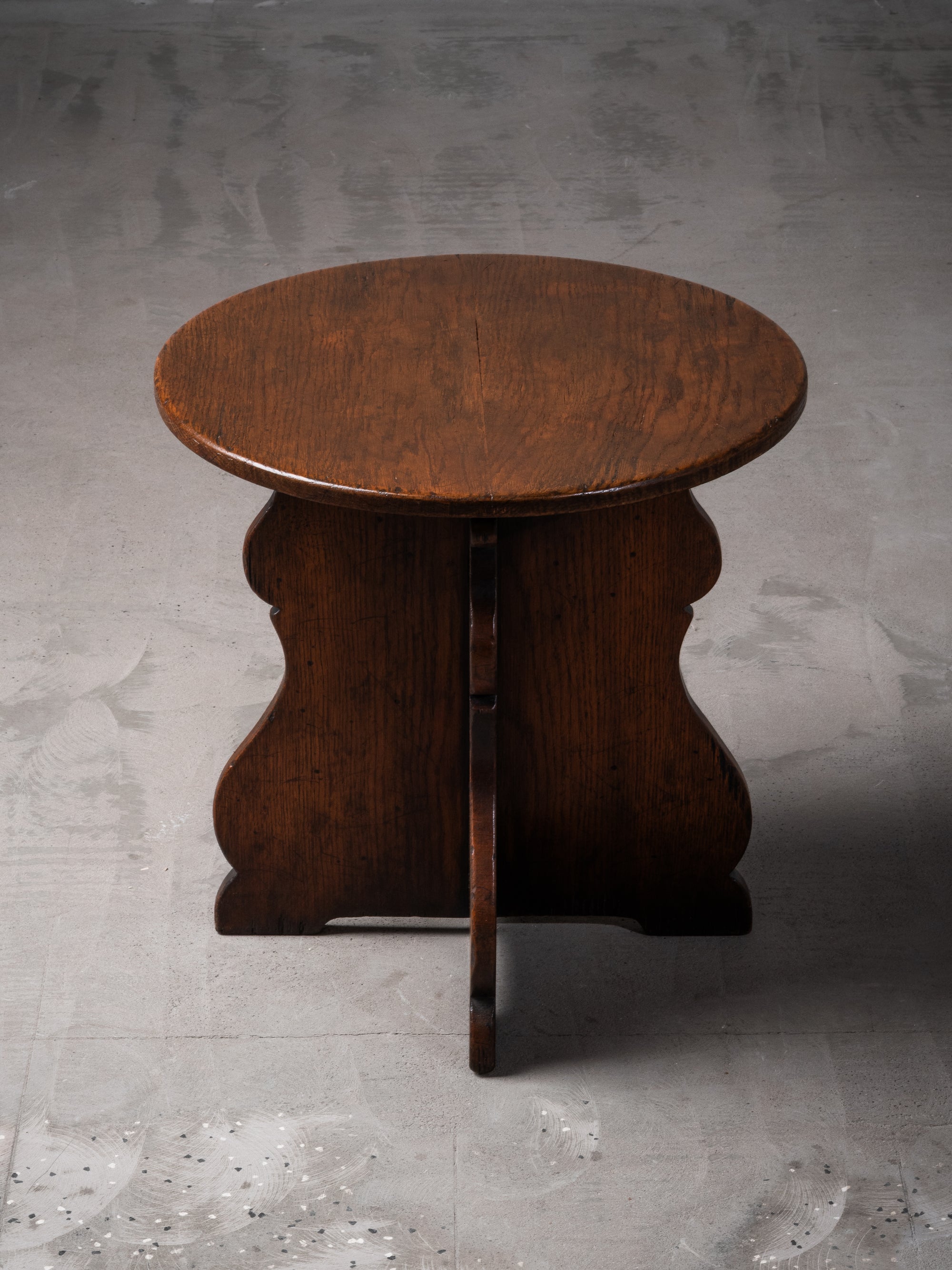 Scandinavian Arts &amp; Crafts Oak Side Table, Early 20th Century