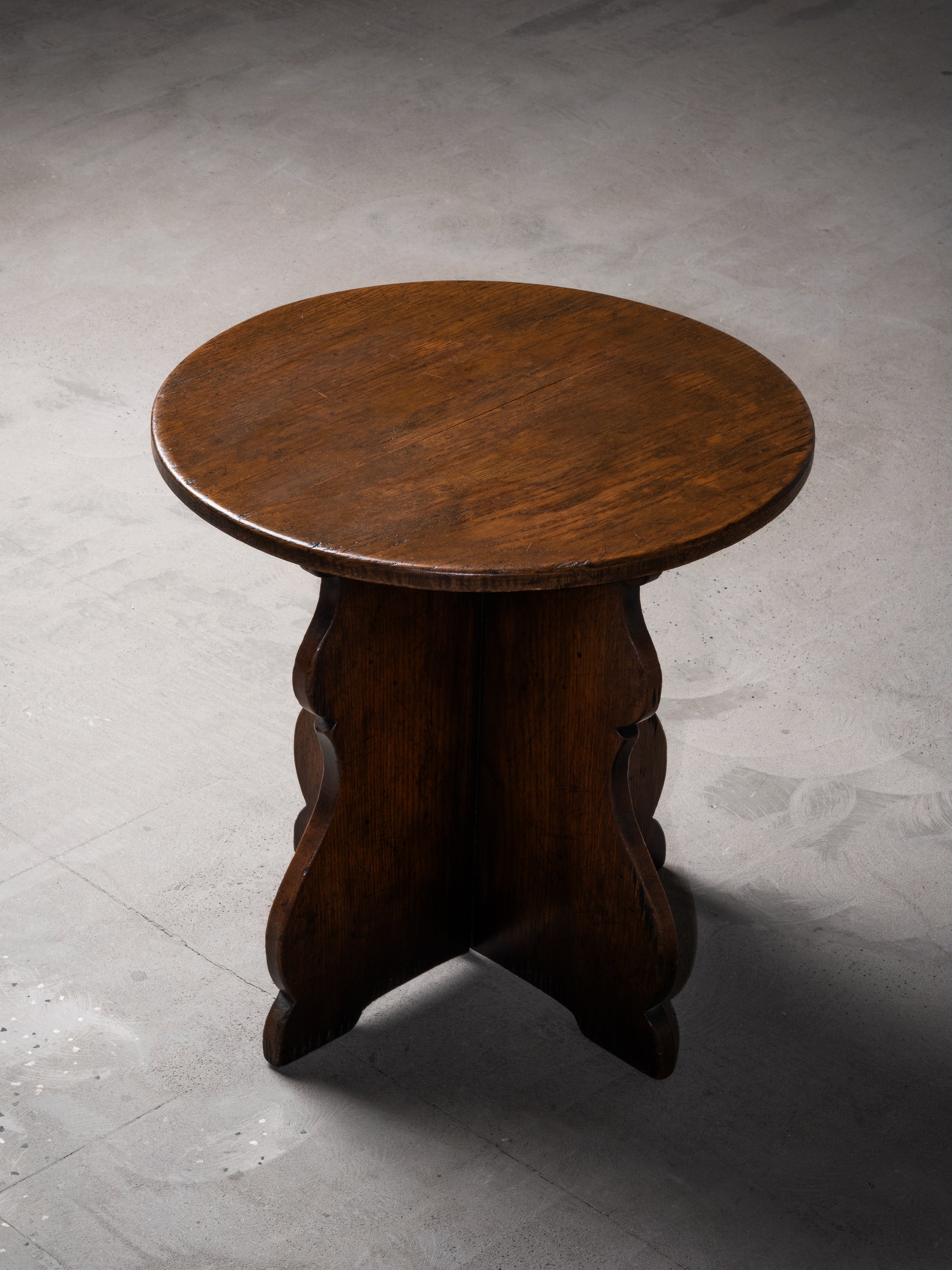Scandinavian Arts &amp; Crafts Oak Side Table, Early 20th Century