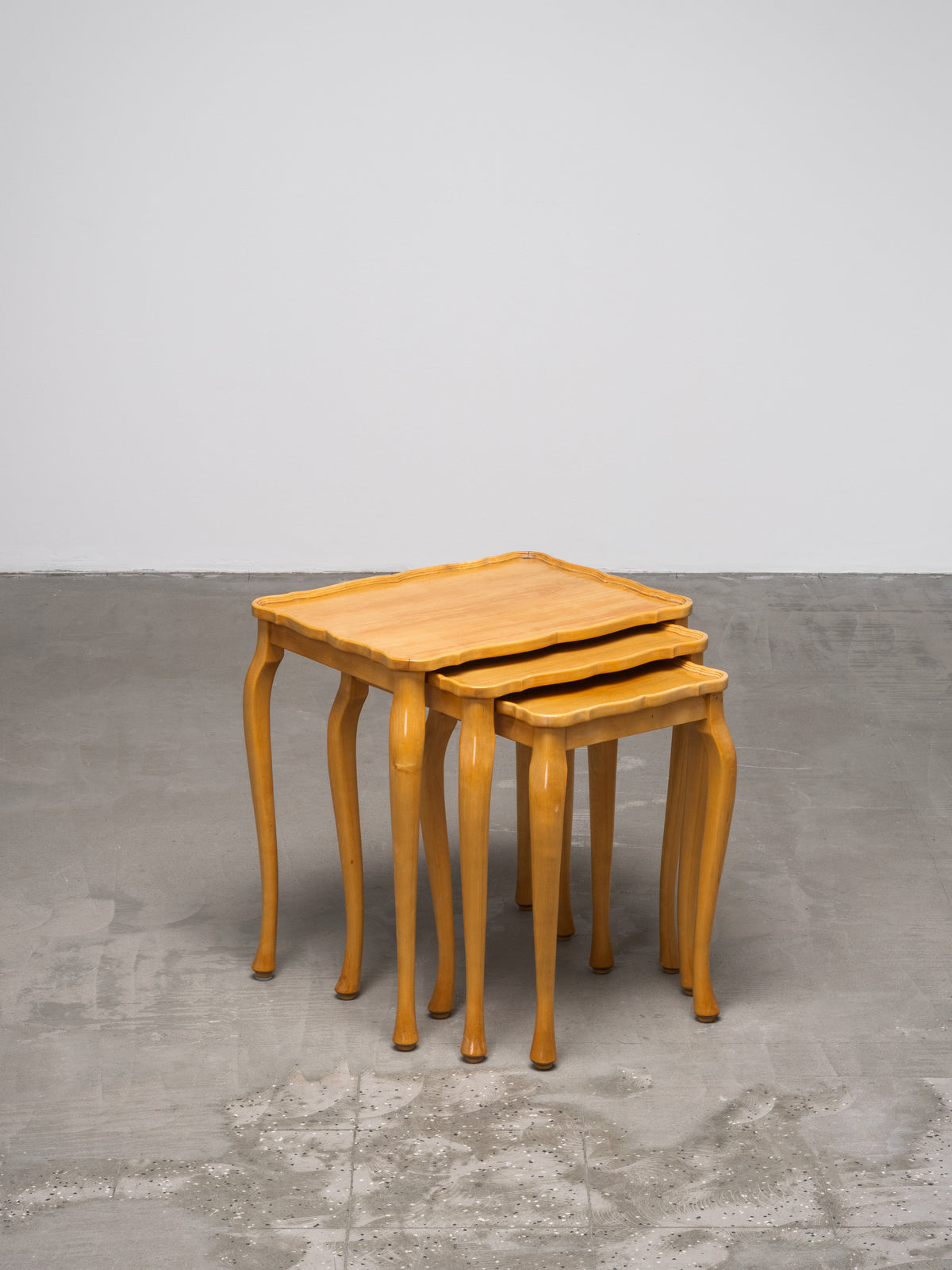 Finnish Mid-Century Elm Nesting Side Tables, Oy Stockmann Ab, 1950s