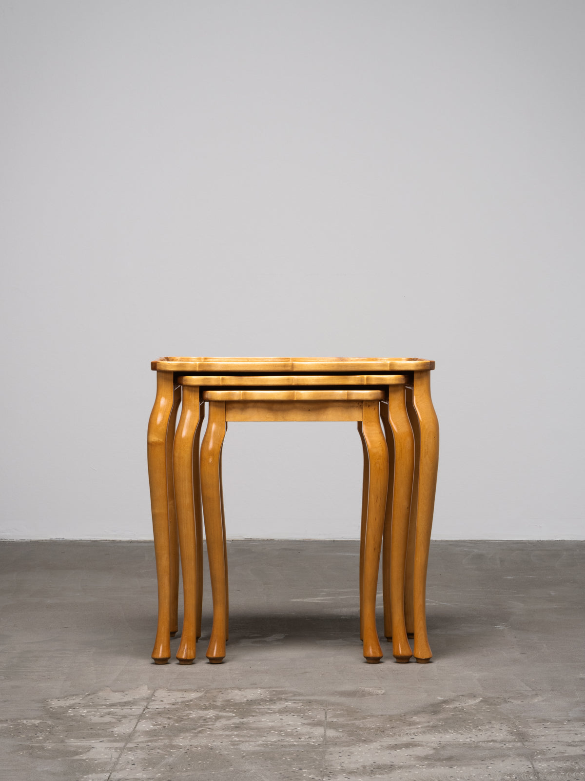 Finnish Mid-Century Elm Nesting Side Tables, Oy Stockmann Ab, 1950s