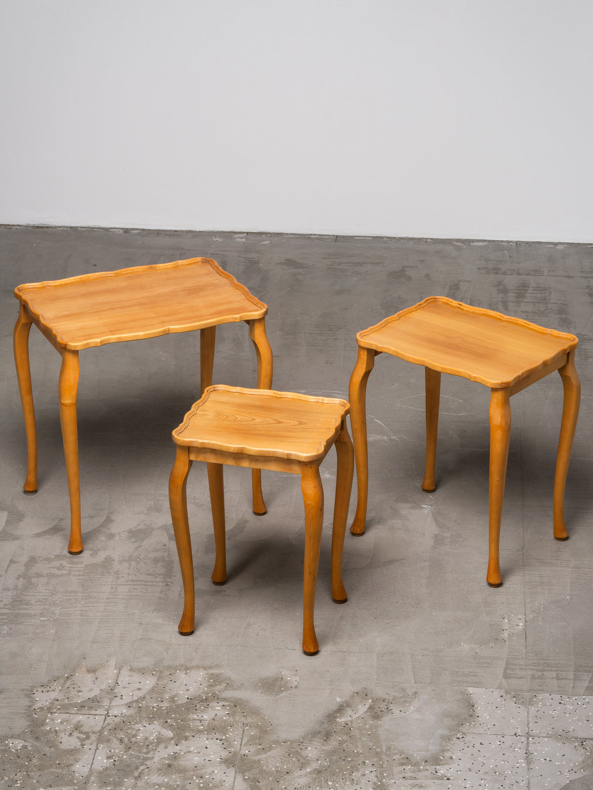 Finnish Mid-Century Elm Nesting Side Tables, Oy Stockmann Ab, 1950s