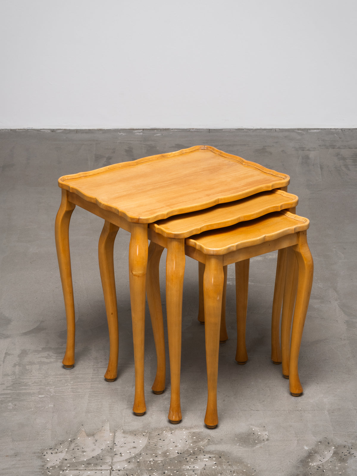 Finnish Mid-Century Elm Nesting Side Tables, Oy Stockmann Ab, 1950s