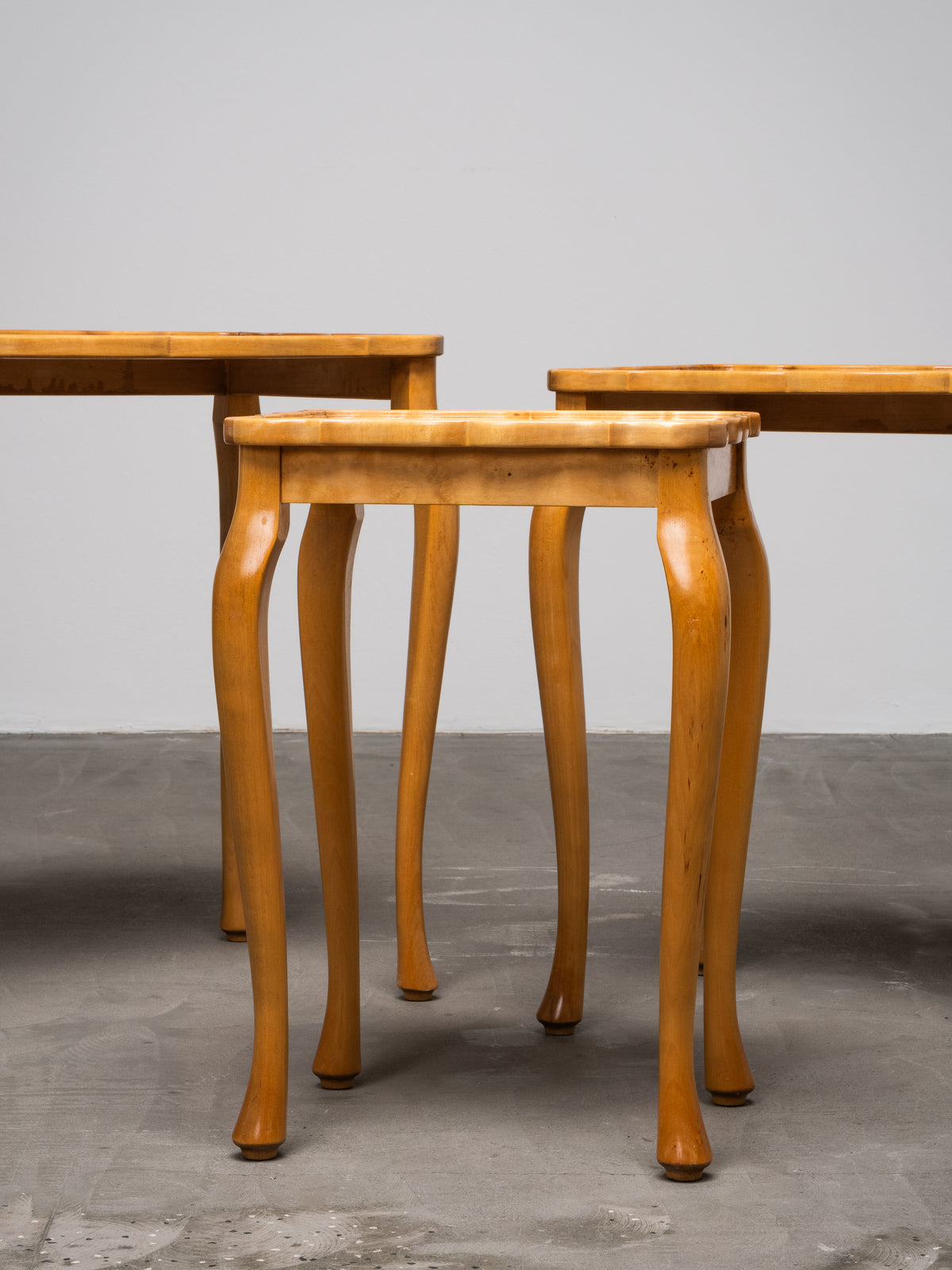 Finnish Mid-Century Elm Nesting Side Tables, Oy Stockmann Ab, 1950s