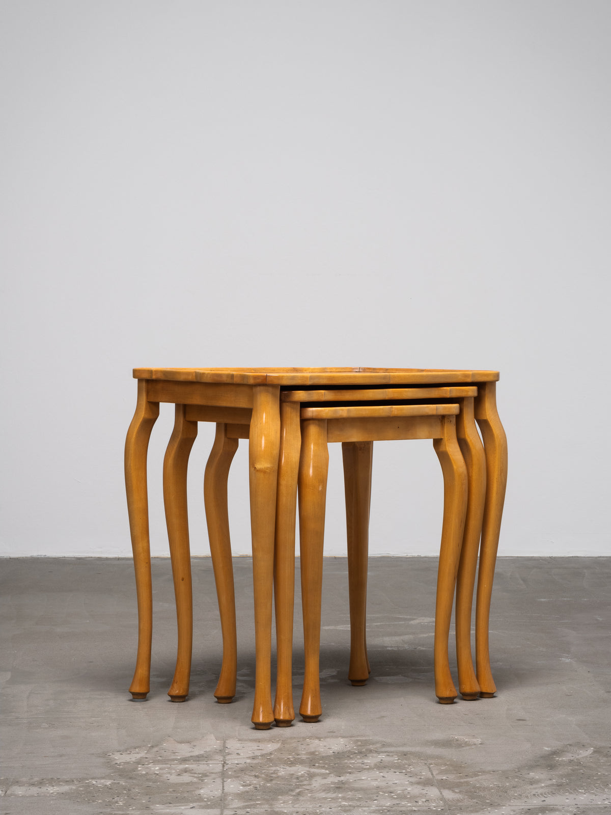 Finnish Mid-Century Elm Nesting Side Tables, Oy Stockmann Ab, 1950s