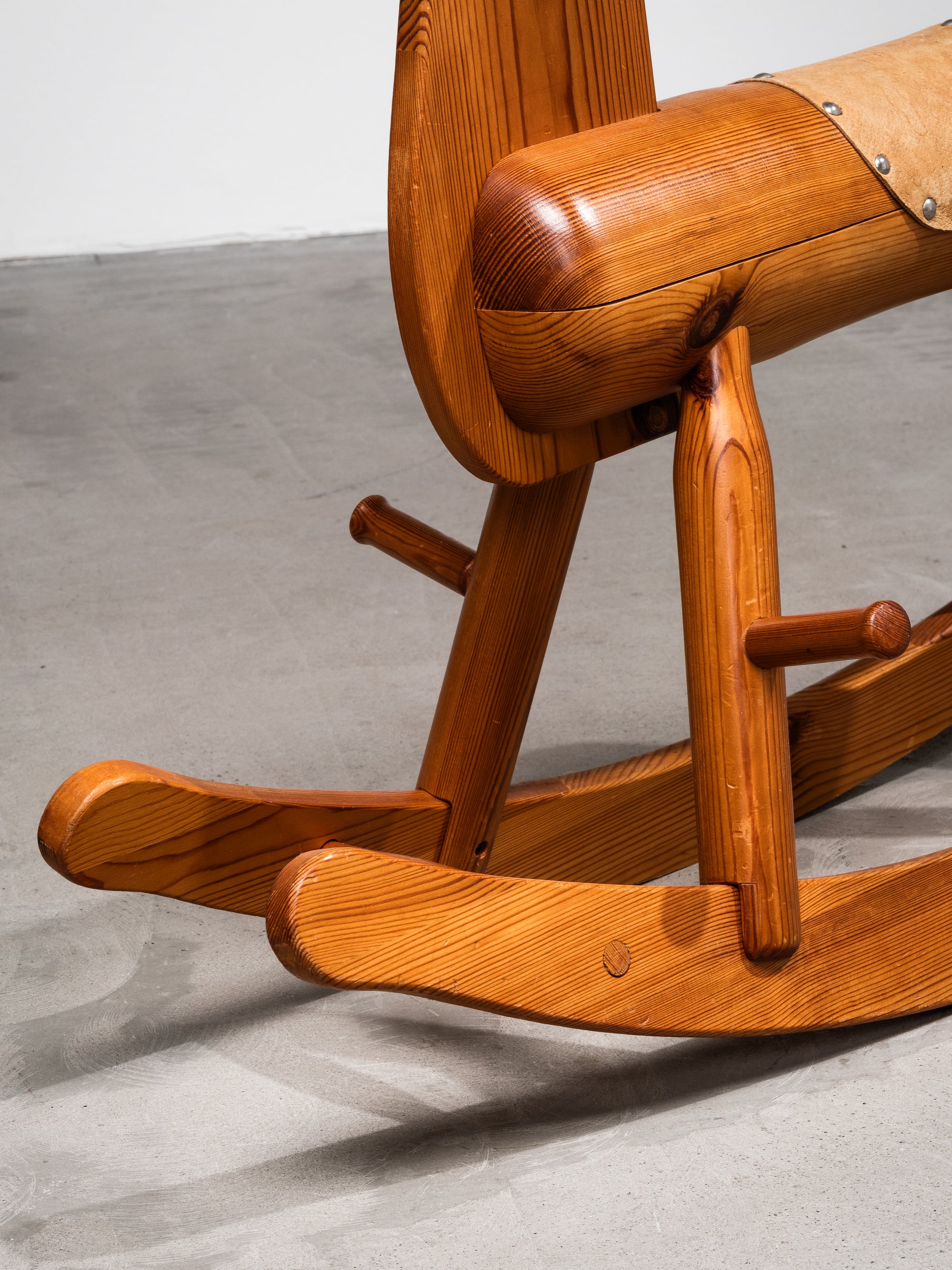 Pair of Solid Pine Rocking Horses with Leather Details, Finland, 1950s