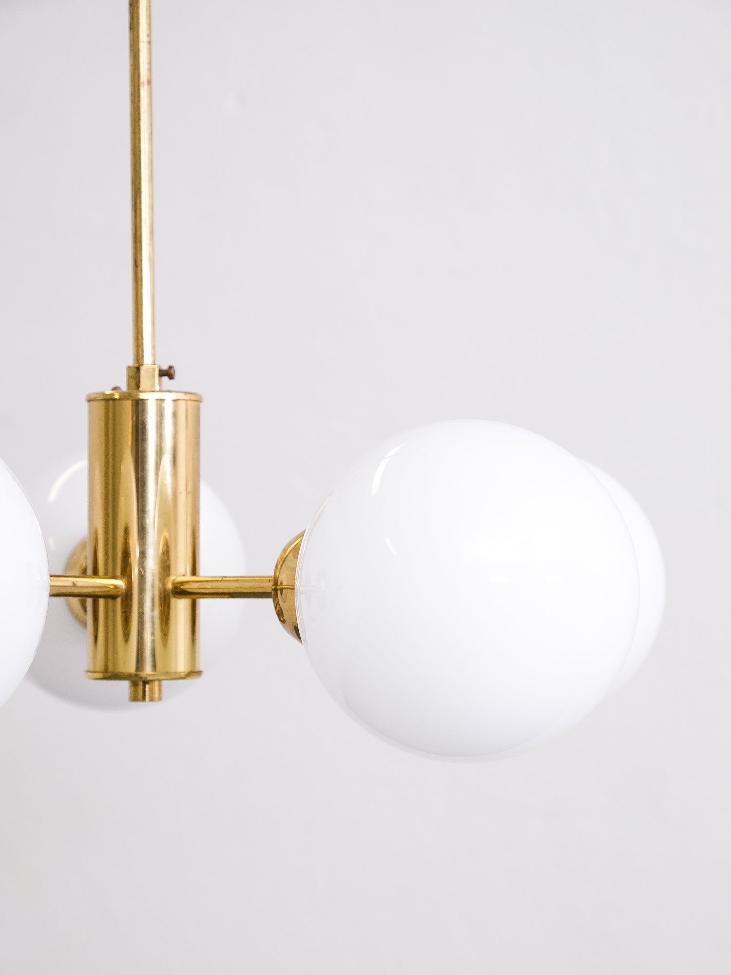 Brass Sputnik Chandelier with 5 Opaline Glass Globes