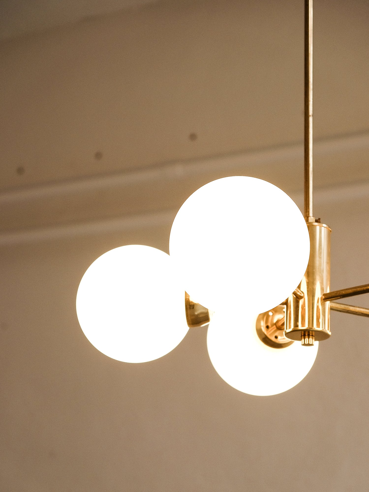 Brass Sputnik Chandelier with 5 Opaline Glass Globes