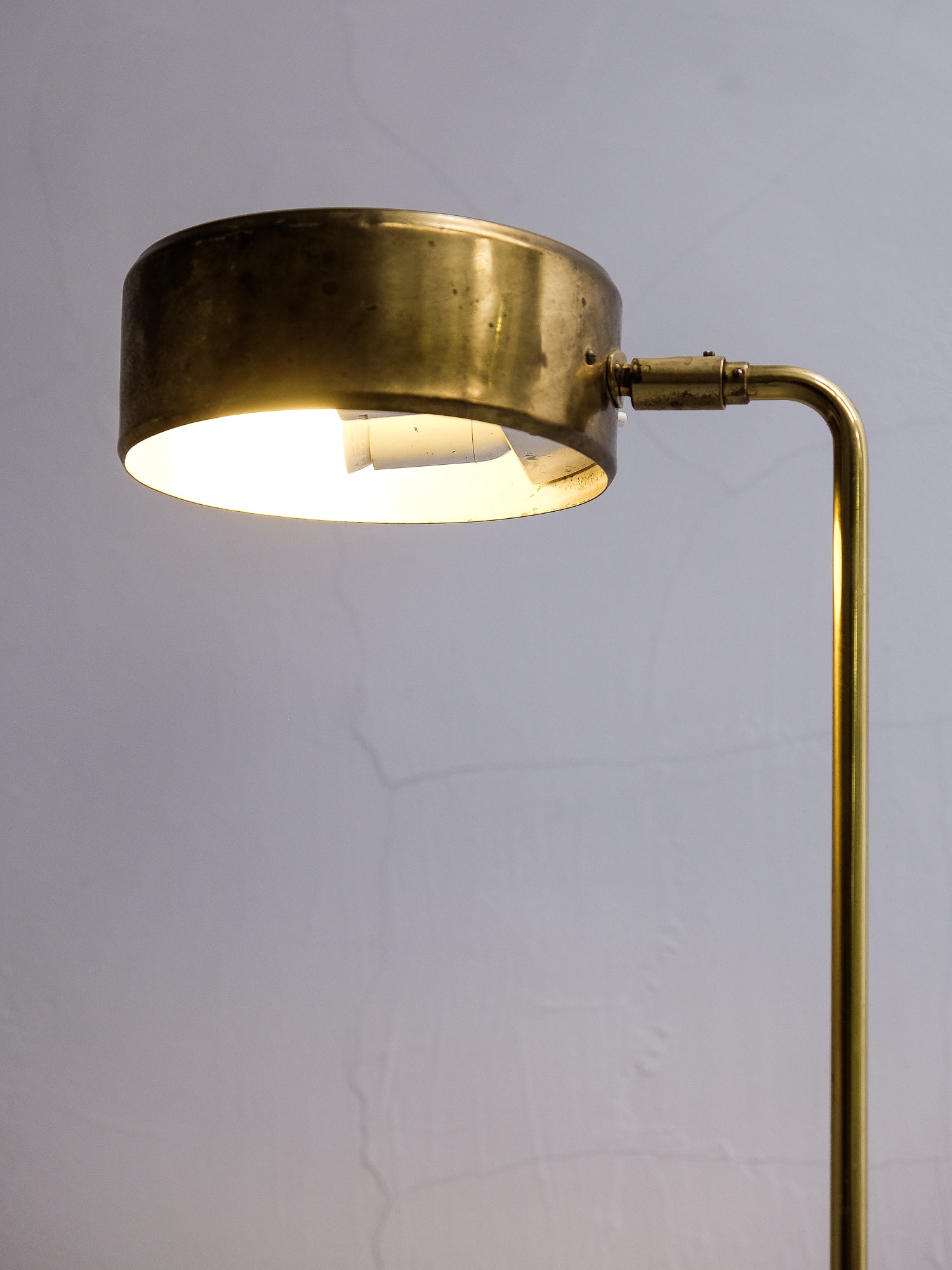Brass Floor Lamp Model 606 G, Ateljé Lyktan, Sweden, 1960s