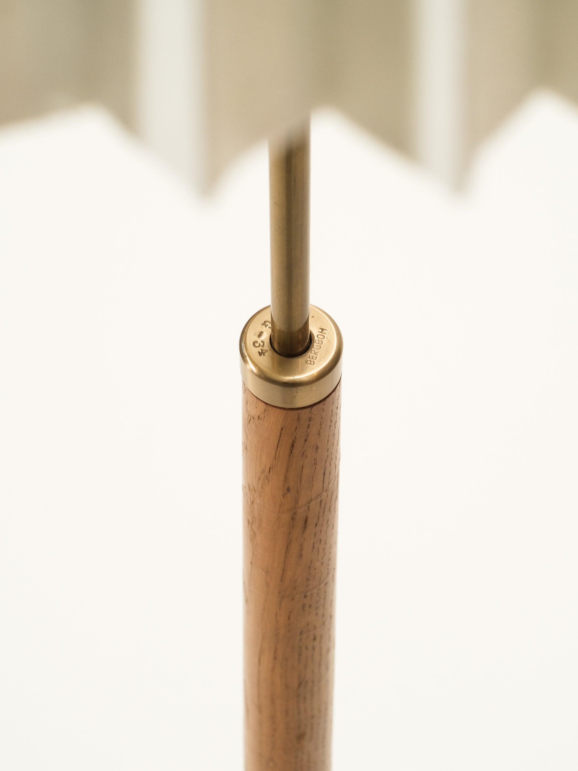 Oak &amp; Brass Rocket Floor Lamp Model G-34 by Bergboms, 1950s