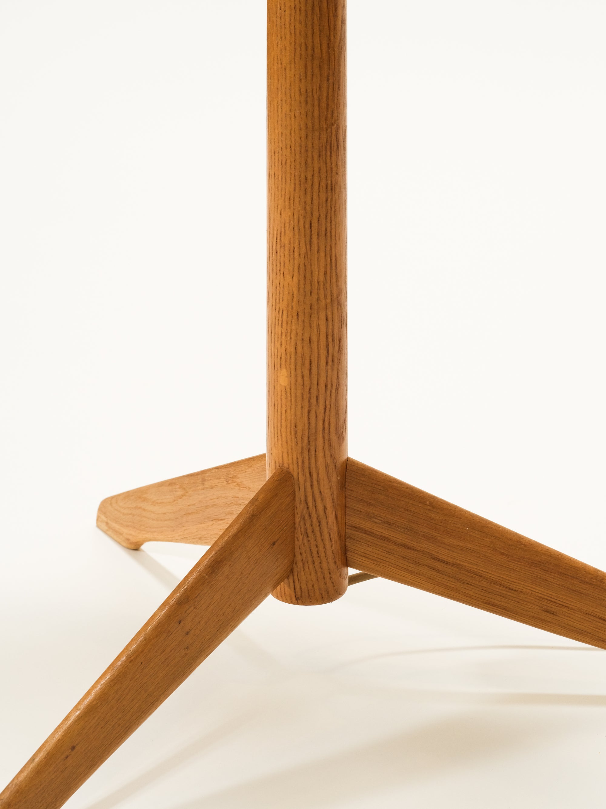 Oak &amp; Brass Rocket Floor Lamp Model G-34 by Bergboms, 1950s