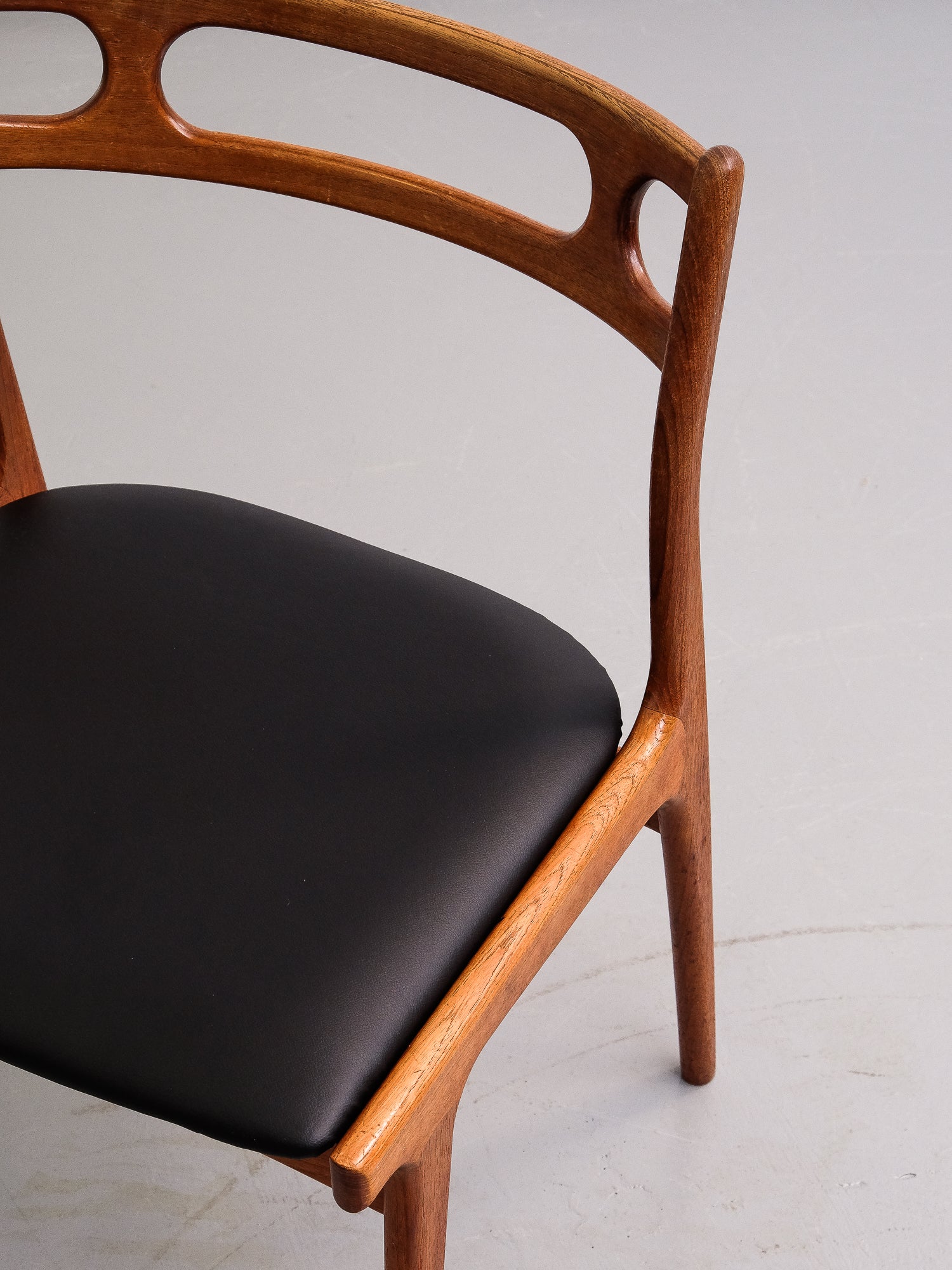 Johannes Andersen Model 138 Teak Dining Chairs for Uldum Møbelfabrik, Set of 6