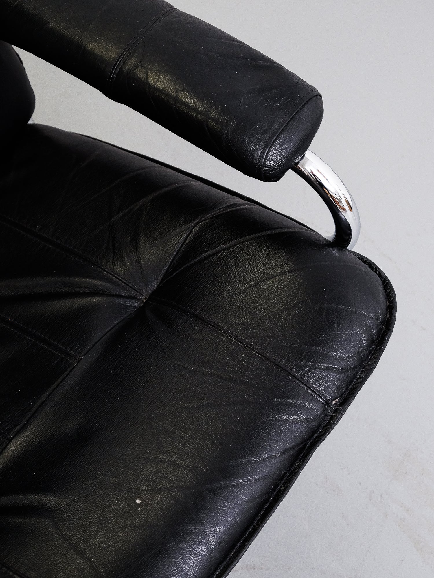 Black Leather Swivel Lounge Chair, 1960s