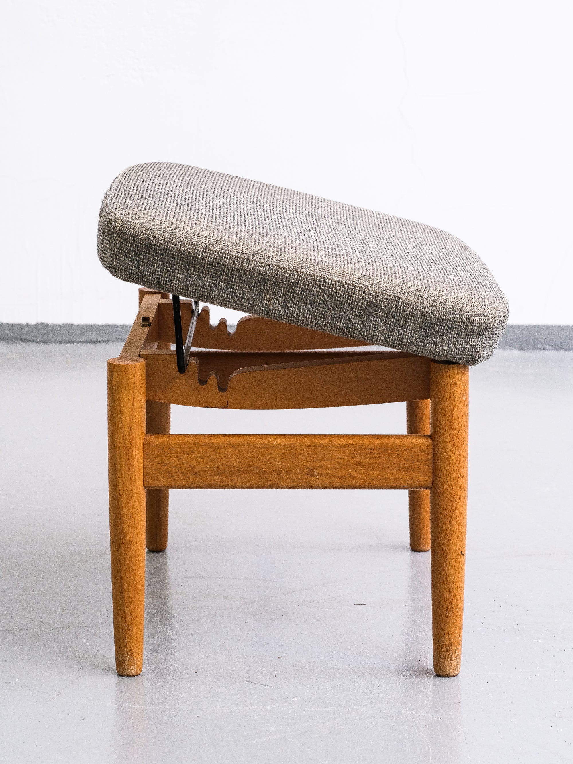 Mid-Century Oak Foot Stool