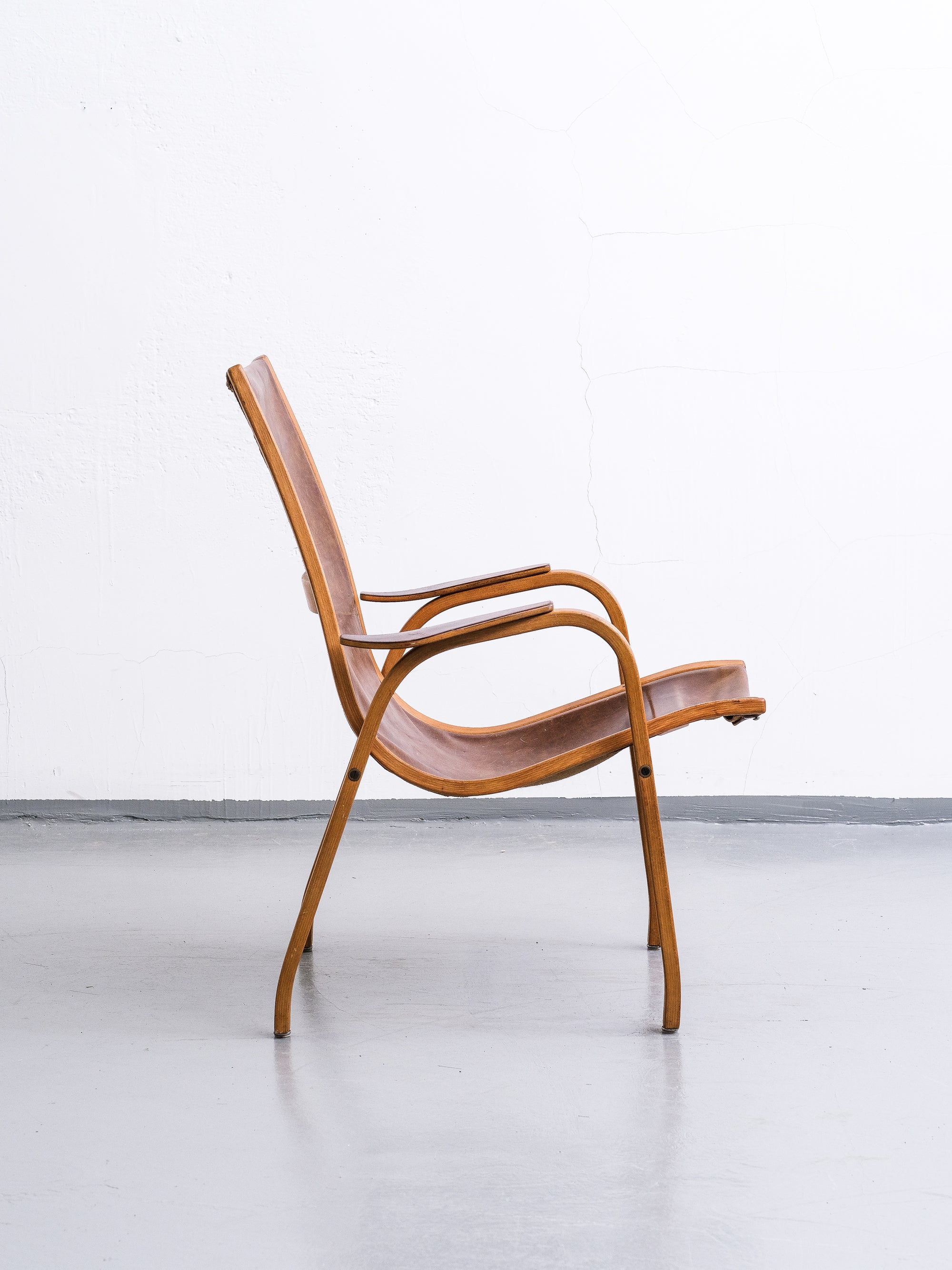 &#39;Kurva&#39; Lounge Chair in Leather by Yngve Ekström, Sweden, 1950s