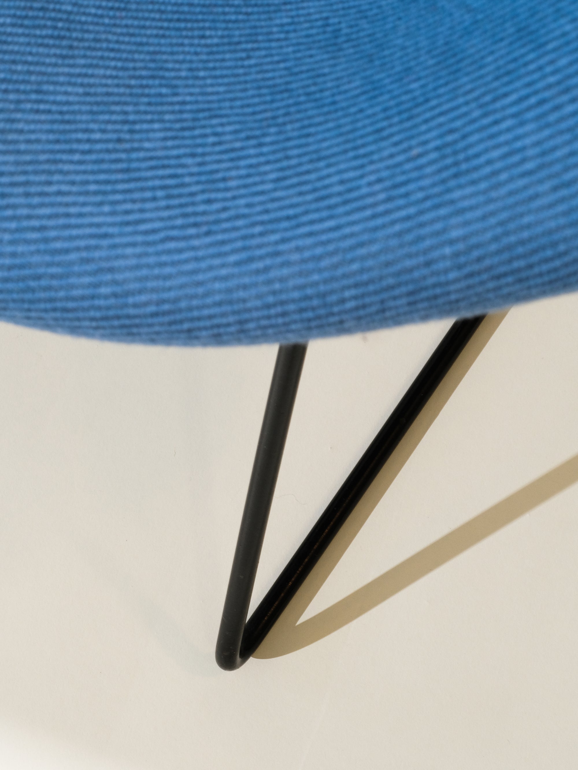 Diamond Chair by Harry Bertoia
