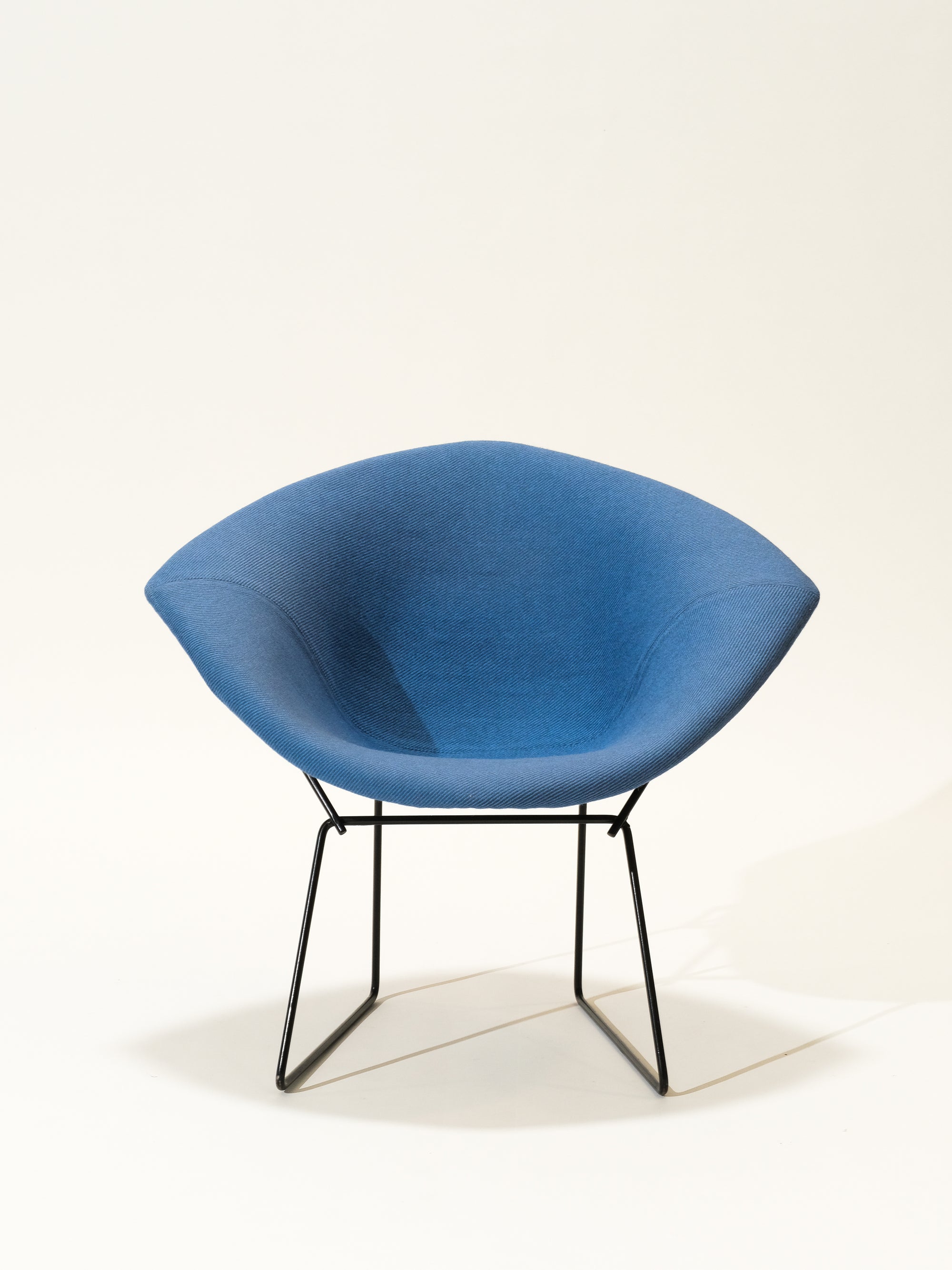 Diamond Chair by Harry Bertoia