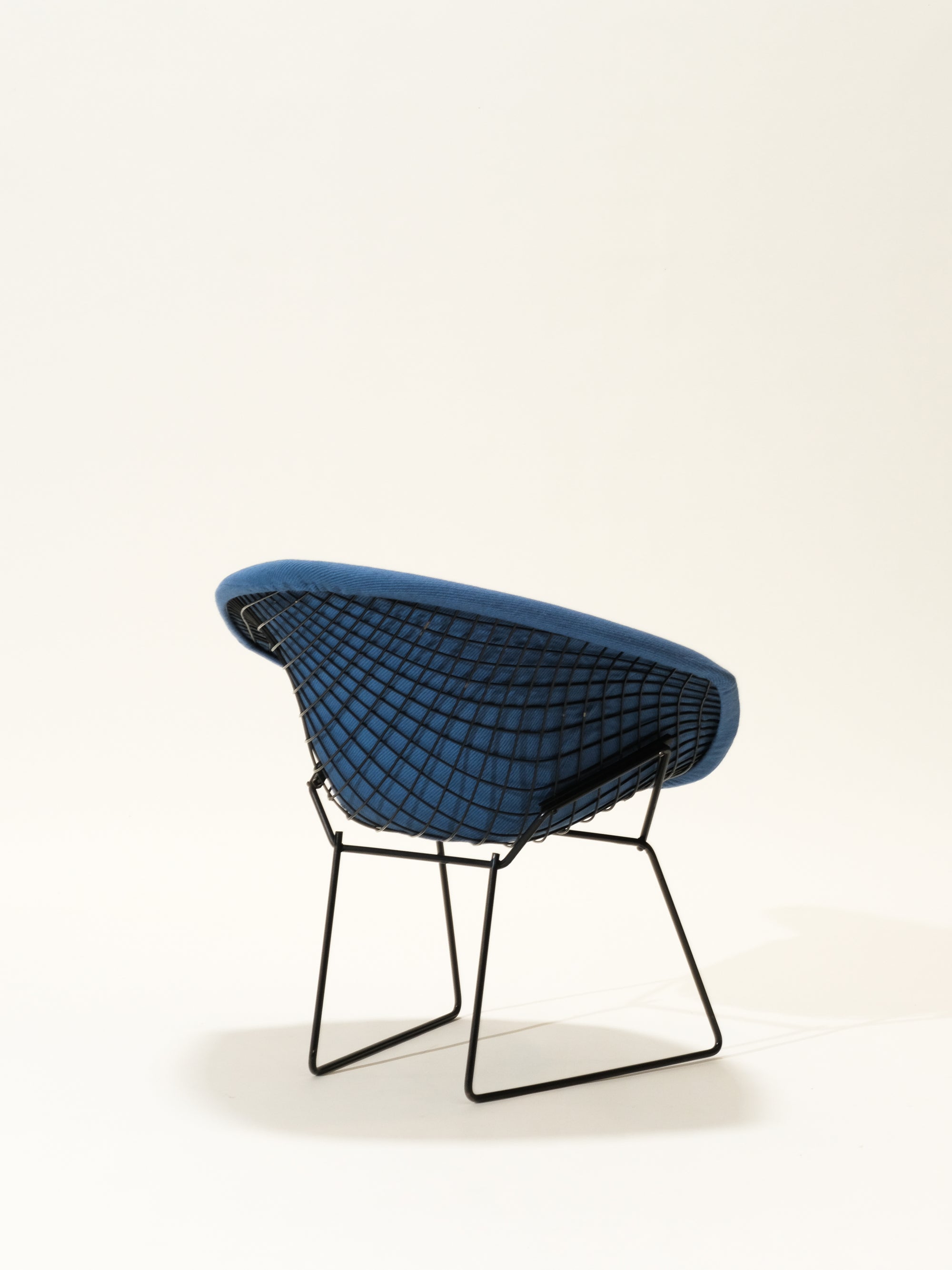 Diamond Chair by Harry Bertoia