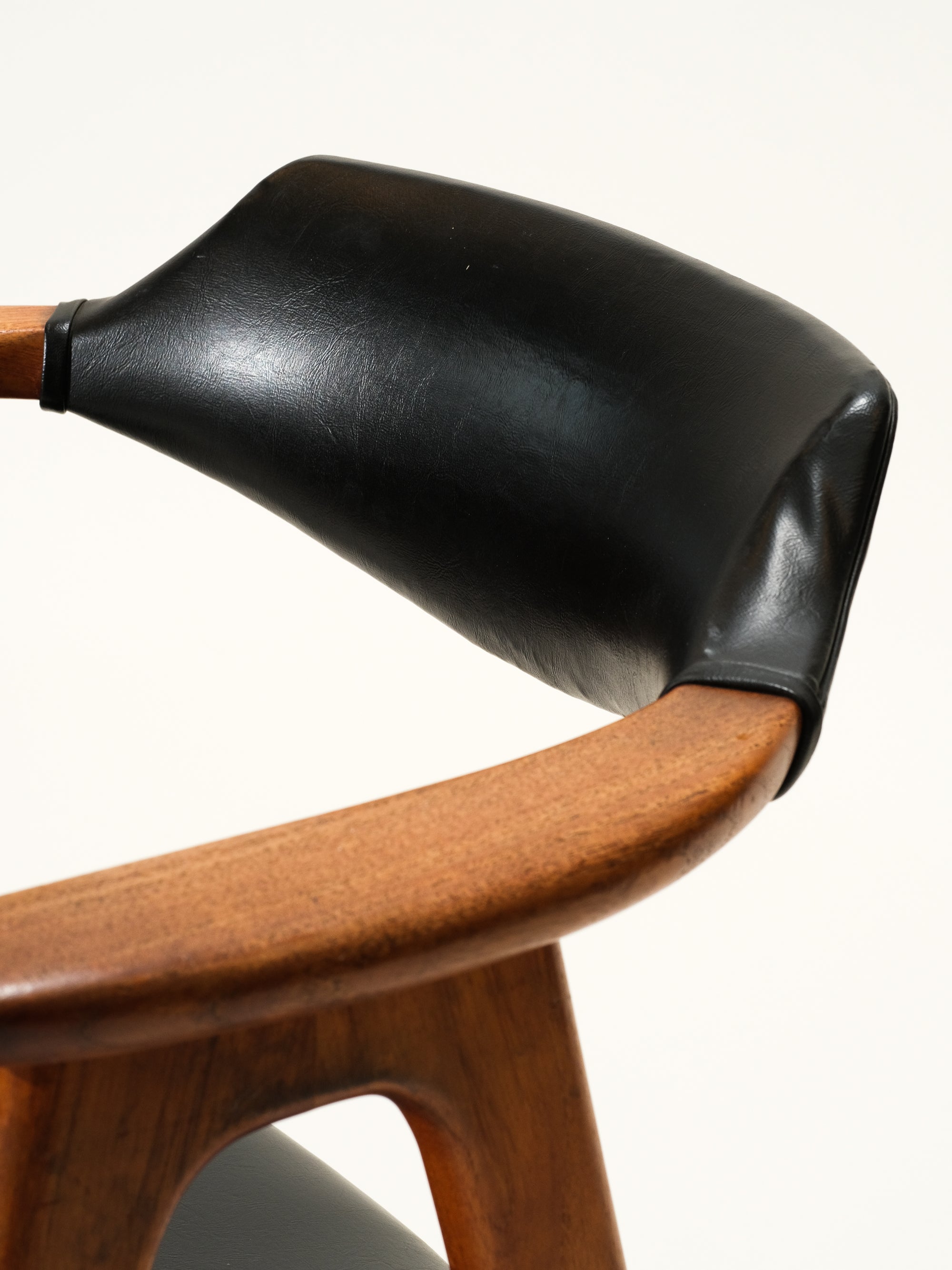 Danish Teak Armchair by Erik Kirkegaard for Høng Stolefabrik, 1960s