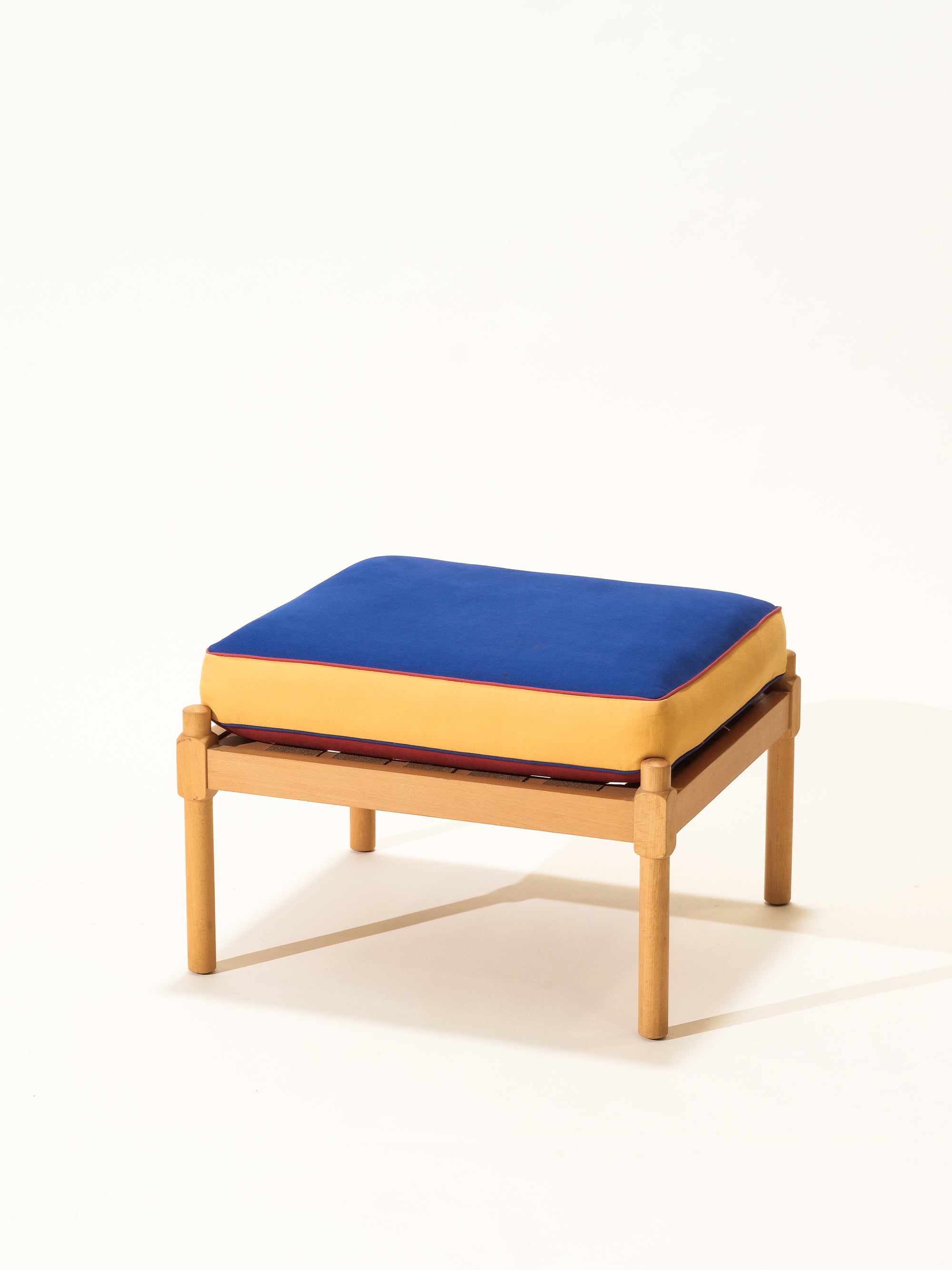 Model &quot;Tremme&quot; Ottoman by Børge Mogensen for Fritz Hansen, 1960s