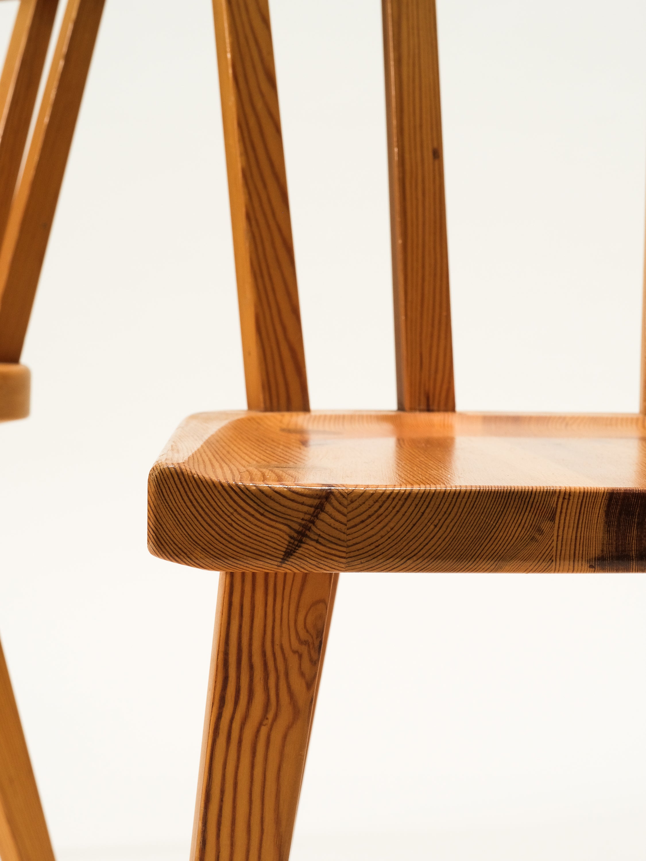 Solid Pine Side Chairs Model 528 by Göran Malmvall for Karl Andersson & Söner