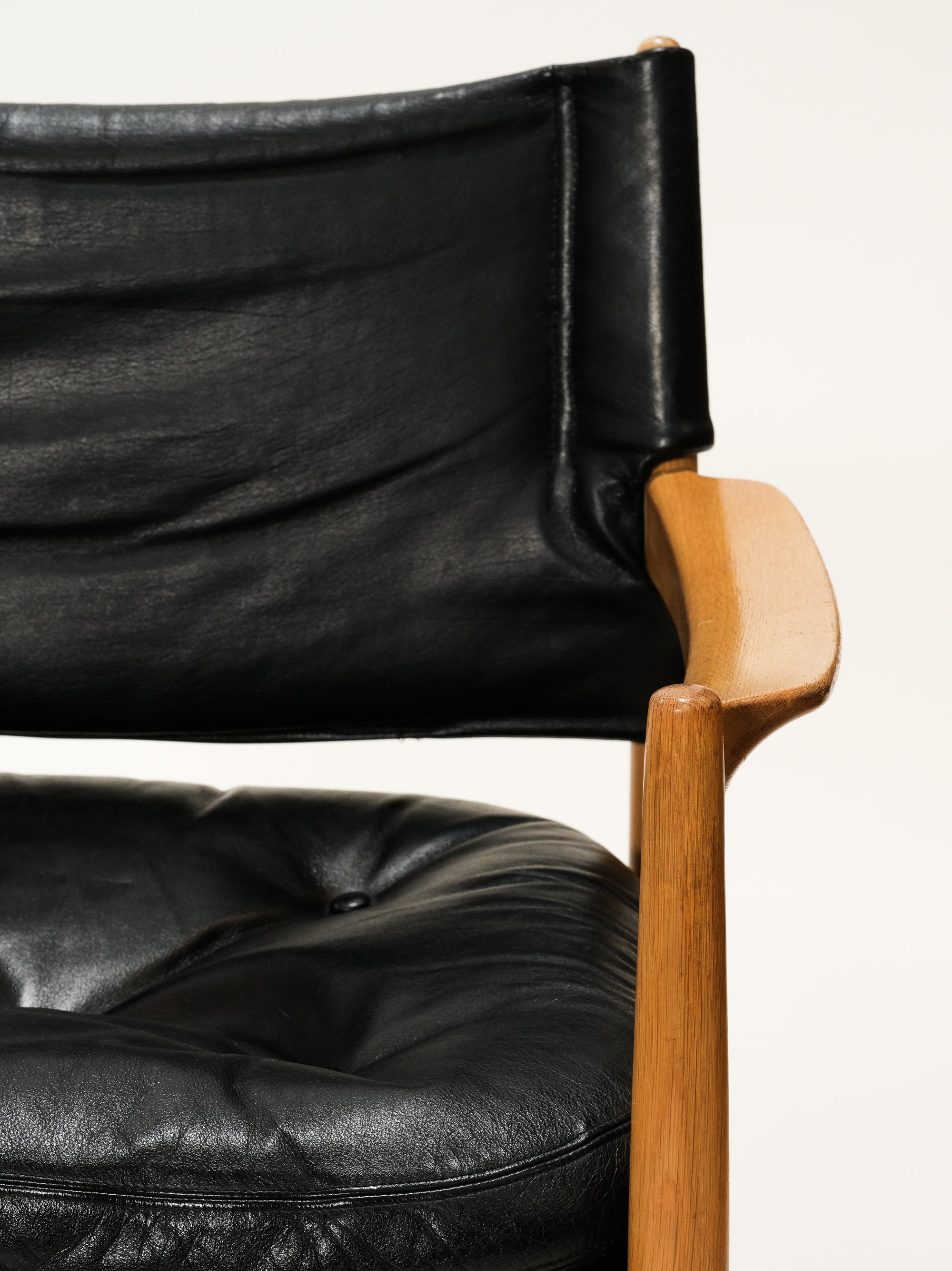 Pair of Oak &amp; Leather Easy Chairs by Gunnar Myrstrand for Källemo, Sweden, 1960s