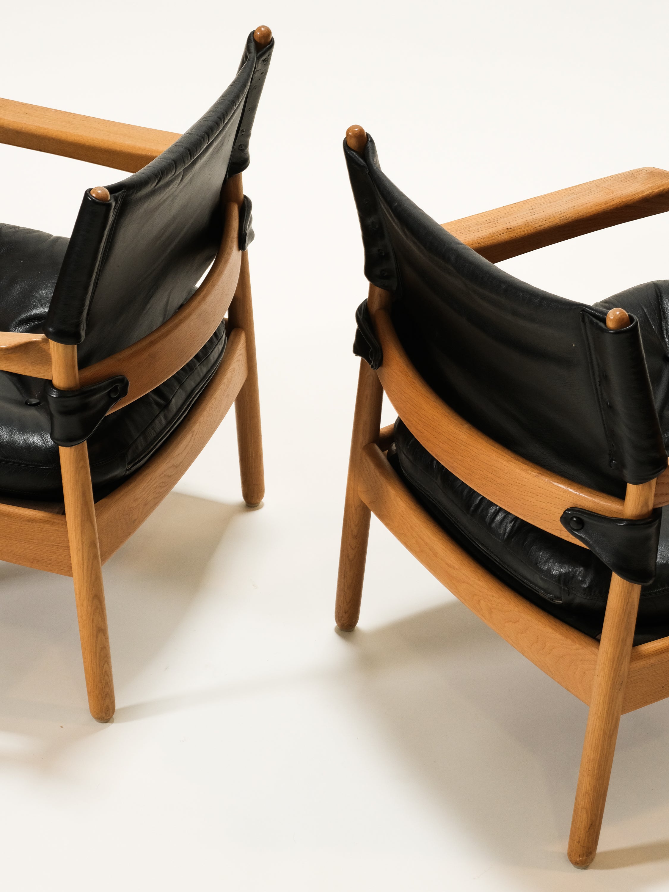 Pair of Oak & Leather Easy Chairs by Gunnar Myrstrand for Källemo, Sweden, 1960s