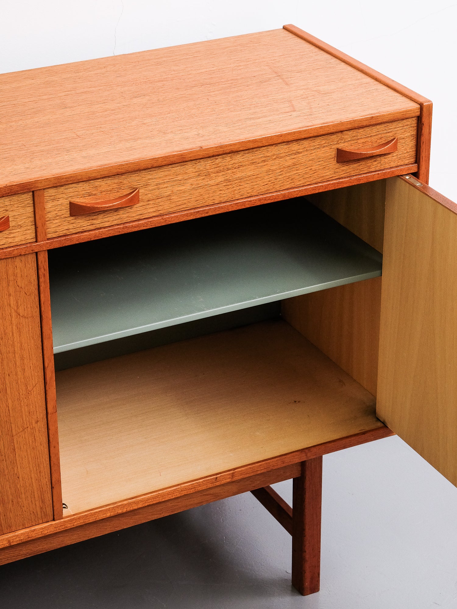 Mid-Century Swedish Oak Sideboard from Ulferts Möbler, 1960s