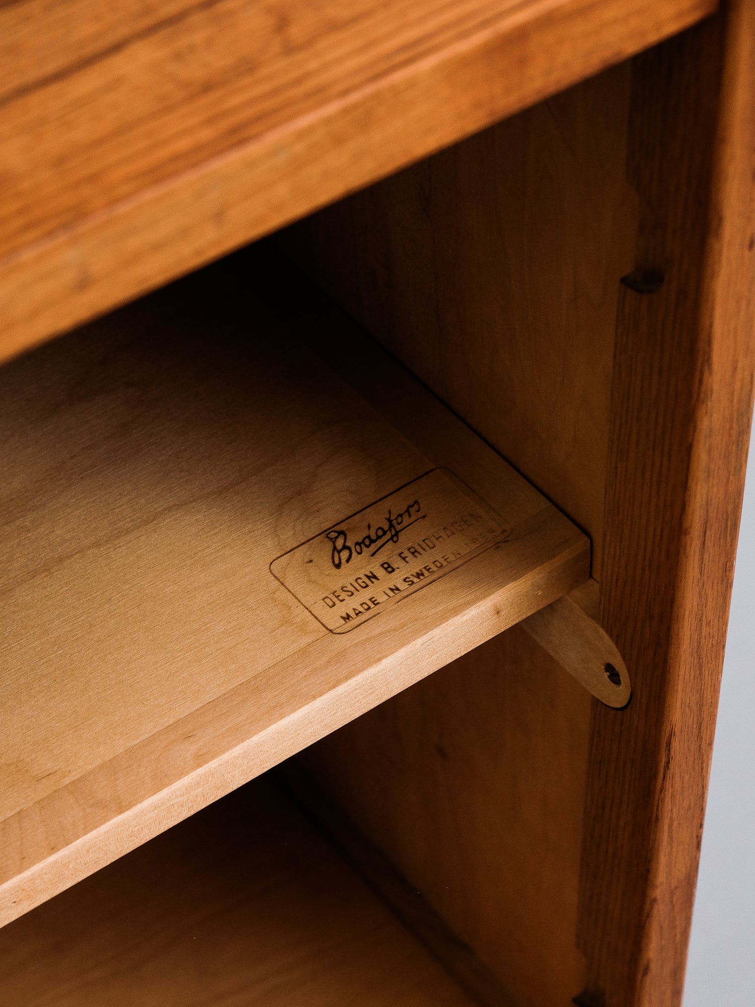 Teak &amp; Oak Bookshelf by Bertil Fridhagen for Bodafors, Sweden, 1950s