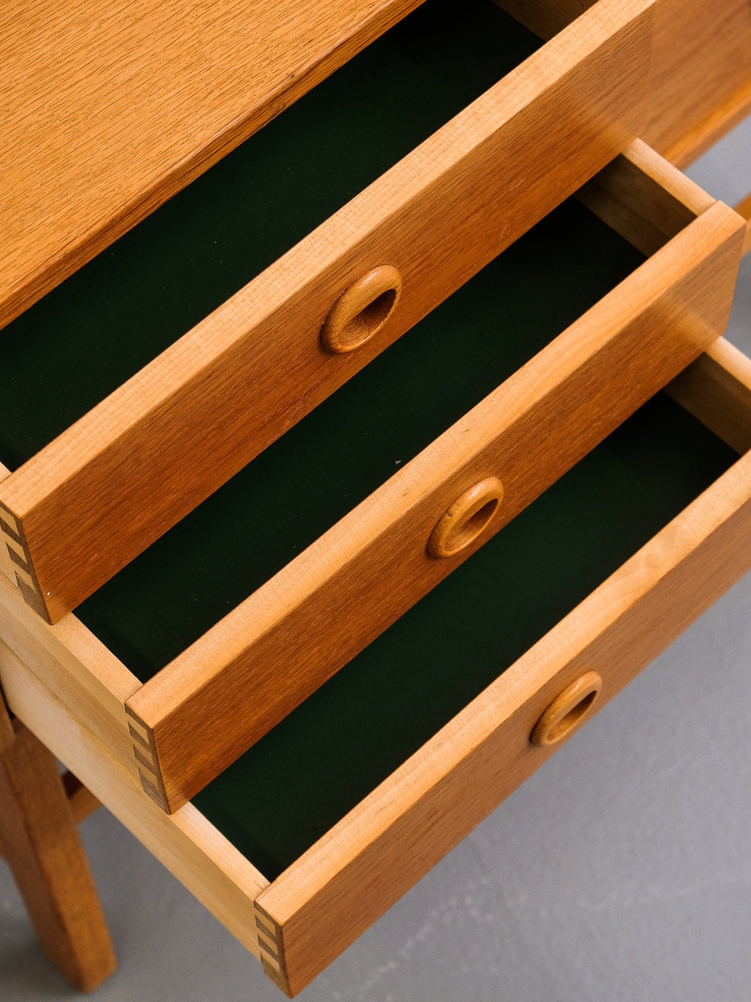 Oak Five Drawer Console, 1960s