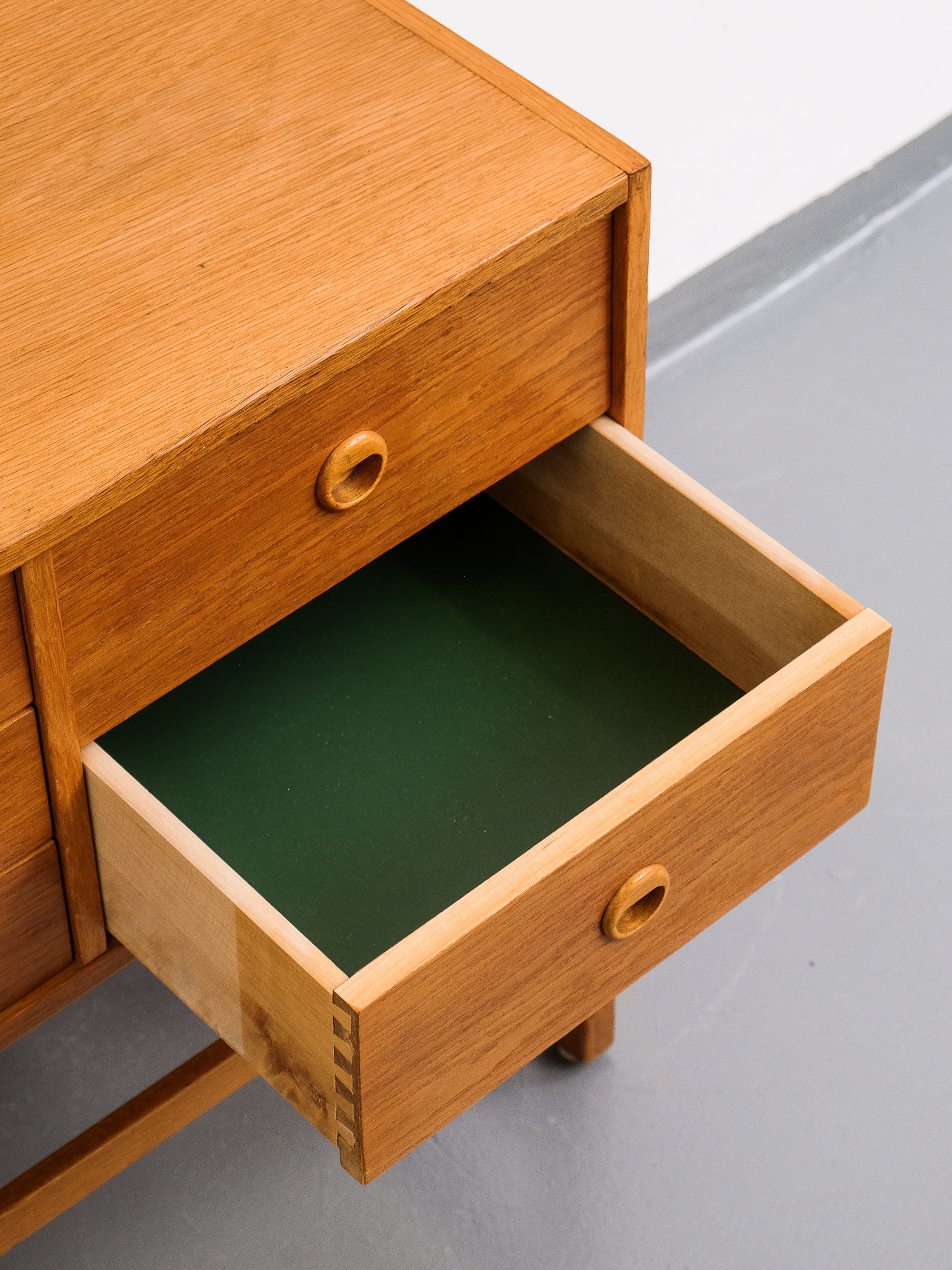 Oak Five Drawer Console, 1960s