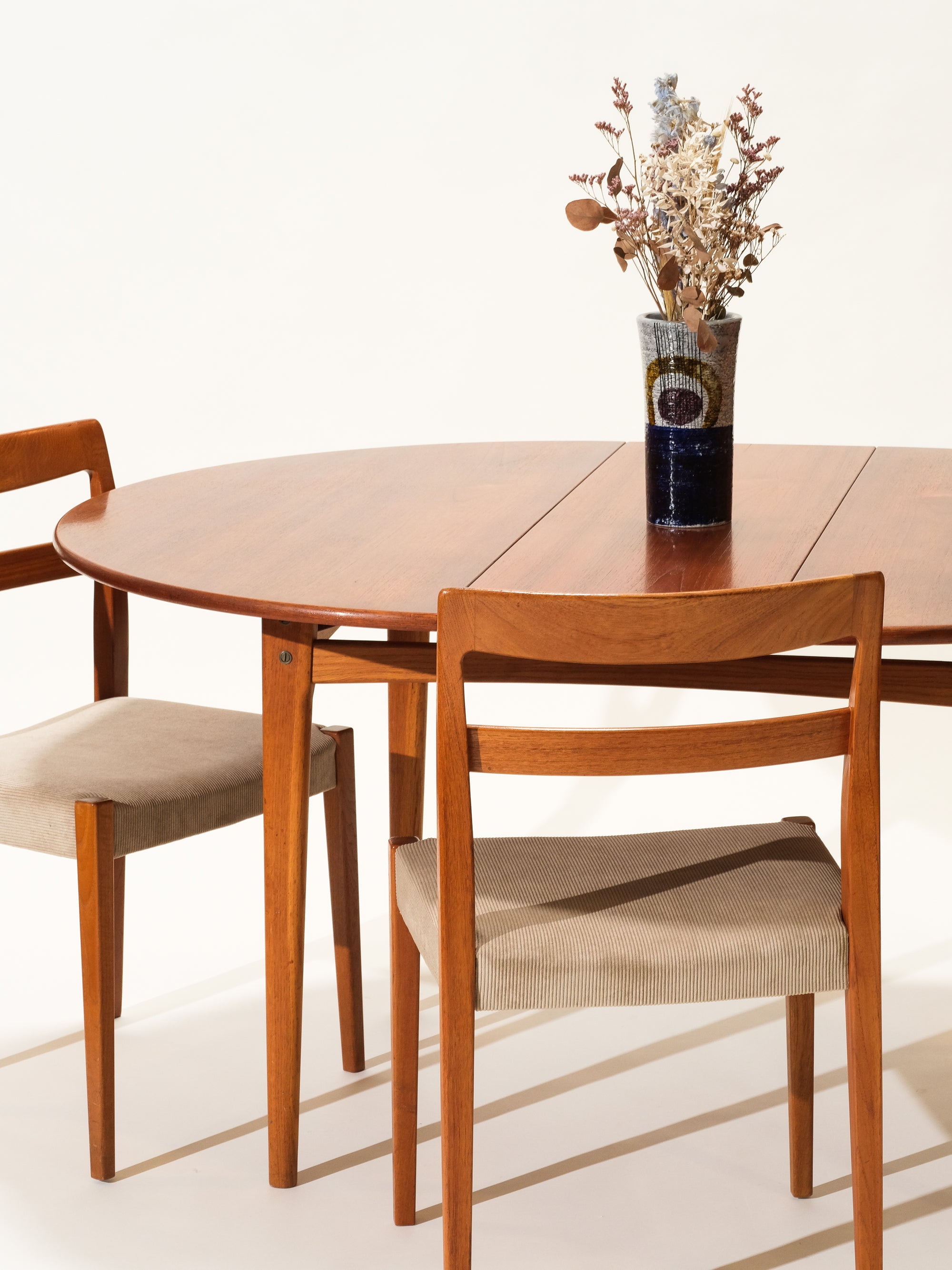 Round Teak &amp; Oak Extendable Dining Table, Sweden, 1960s