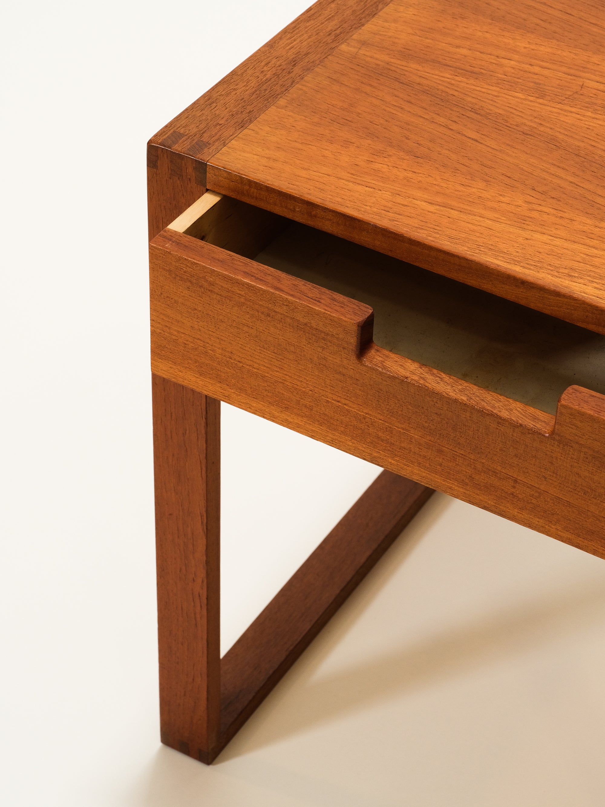 Scandinavian Mid-Century Teak Side Table with Drawer