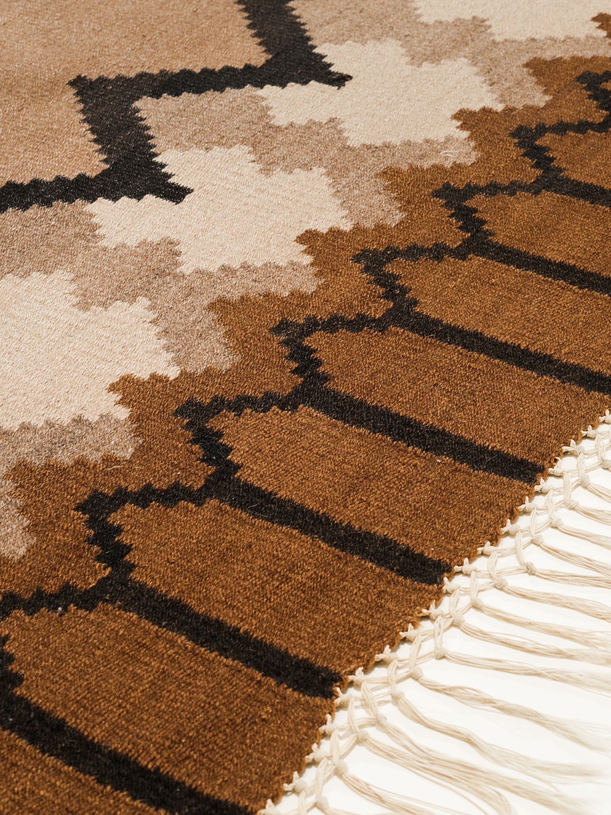 Scandinavian Art Deco / Funkis Flat Weave Rug, 290 x 190 cm
